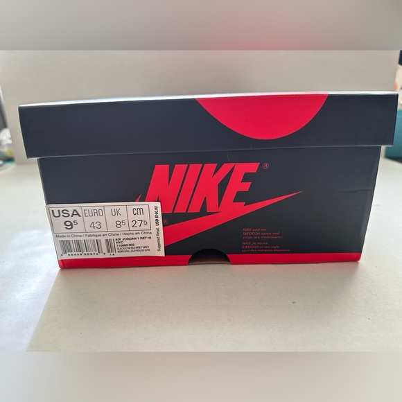 Air Jordan 1 - Retro Hi NYC - 9.5 - Picture 10 of 11